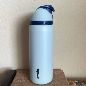 Light Blue 32oz Owala